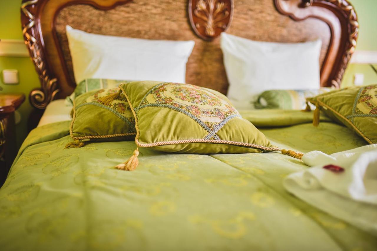 Zamek Kamenny Dvur Hotel Kynsperk nad Ohri Bagian luar foto