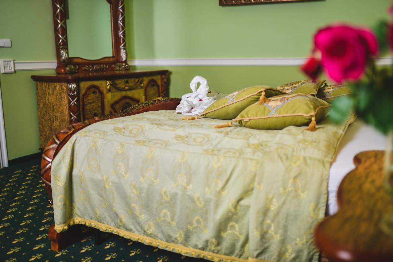 Zamek Kamenny Dvur Hotel Kynsperk nad Ohri Bagian luar foto