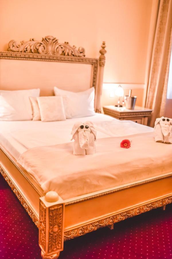 Zamek Kamenny Dvur Hotel Kynsperk nad Ohri Bagian luar foto
