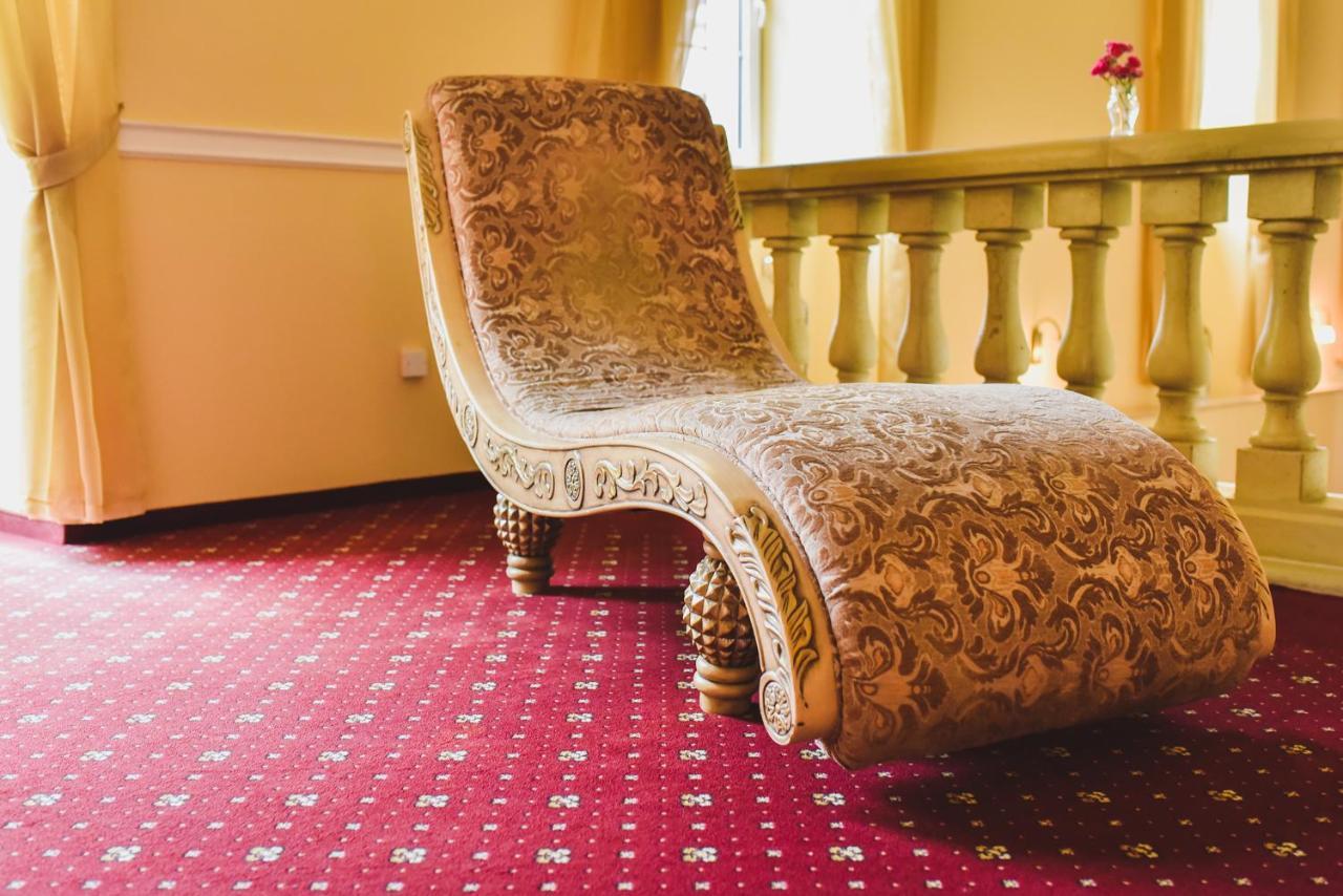 Zamek Kamenny Dvur Hotel Kynsperk nad Ohri Bagian luar foto