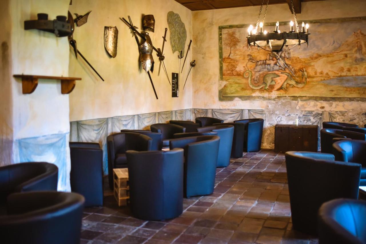 Zamek Kamenny Dvur Hotel Kynsperk nad Ohri Bagian luar foto