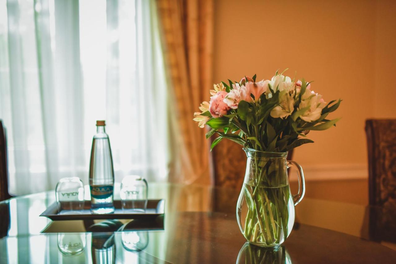 Zamek Kamenny Dvur Hotel Kynsperk nad Ohri Bagian luar foto