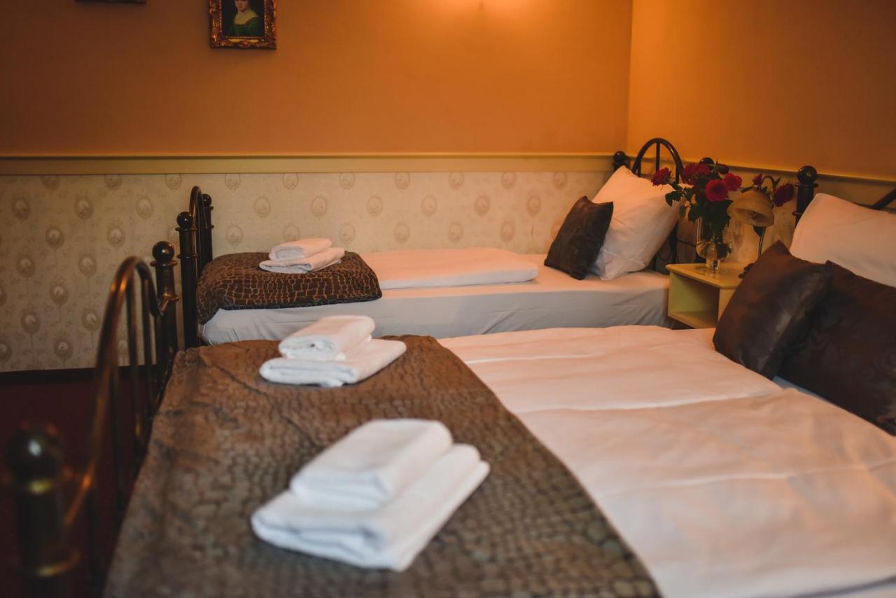 Zamek Kamenny Dvur Hotel Kynsperk nad Ohri Bagian luar foto